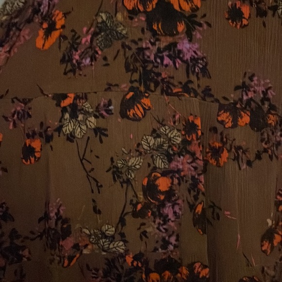 Mossimo Supply Co. Women's Sleeveless Top Tiered Front Keyhole Size L - Picture 2 of 5